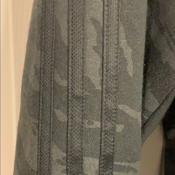 Adidas patterned hoodie - Picture 3 of 3